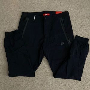 Nike Tech Woven Pant